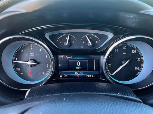 Used 2017 Buick Envision Essence FWD image 13