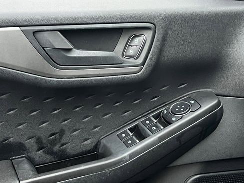 Used 2020 Ford Escape S image 14