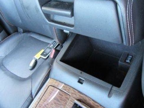 Used 2020 Nissan Armada SL w/ Premium Package image 23