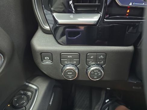 New 2026 GMC Sierra 1500 Elevation w/ Elevation Premium Package image 19