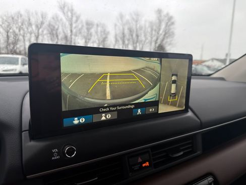 Used 2026 Honda Pilot Touring image 32