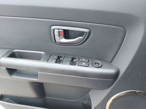 Used 2011 Kia Soul + image 30