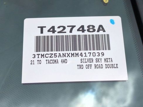 Certified 2021 Toyota Tacoma TRD Sport AWD/4WD image 17