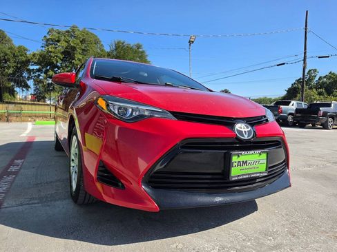 Used 2017 Toyota Corolla LE FWD image 4