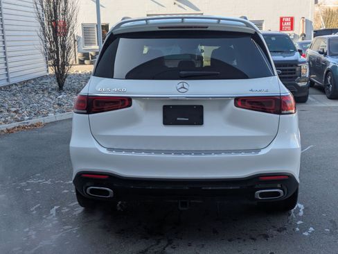 Used 2022 Mercedes-Benz GLS 450 4MATIC image 4