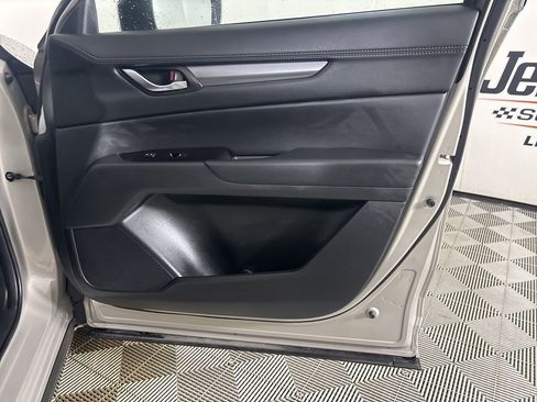 Used 2025 MAZDA CX-5 AWD 2.5 S w/ Preferred Package image 27