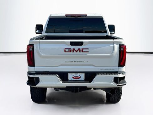 Used 2025 GMC Sierra 3500 Denali w/ Denali Reserve Package AWD/4WD image 6