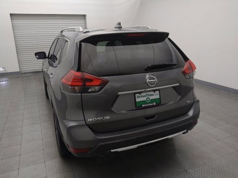 Used 2017 Nissan Rogue SL w/ SL Premium Package FWD image 6