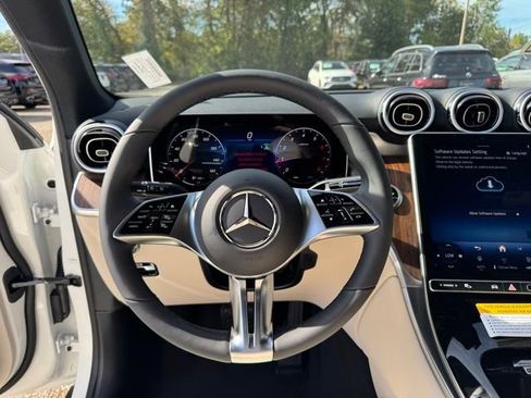 Used 2026 Mercedes-Benz GLC 300 4MATIC image 15