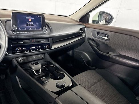 Certified 2023 Nissan Rogue SV image 18