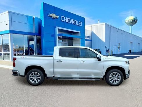 Used 2021 Chevrolet Silverado 1500 LTZ w/ LTZ Premium Package AWD/4WD image 2