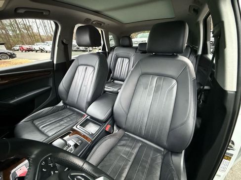 Used 2018 Audi Q5 2.0T Premium Plus w/ Premium Plus Package image 60