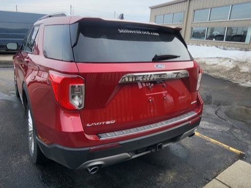 Used 2023 Ford Explorer Limited w/ Equipment Group 301A image 5
