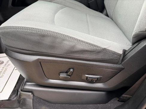 Certified 2022 RAM 3500 Big Horn w/ Level 1 Equipment Group image 21