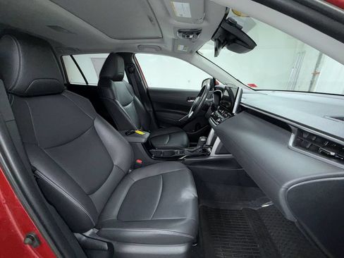 Certified 2023 Toyota Corolla Cross XLE w/ Convenience Package AWD/4WD image 8