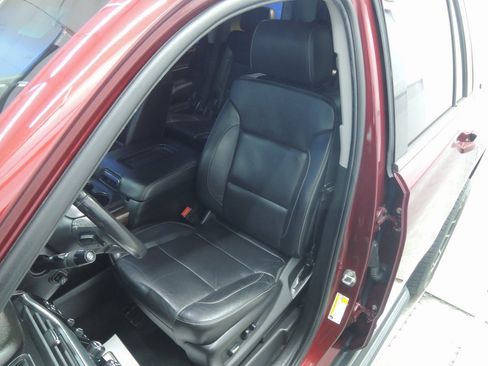 Used 2018 Chevrolet Tahoe LT image 6