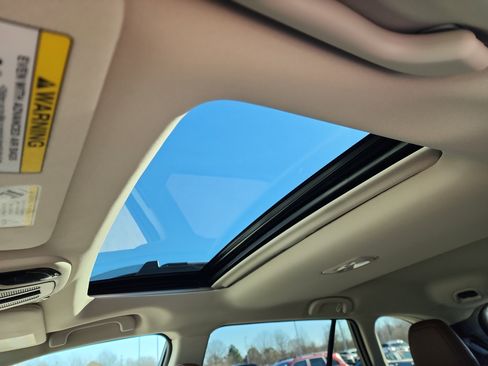 Certified 2025 Subaru Outback Touring image 27