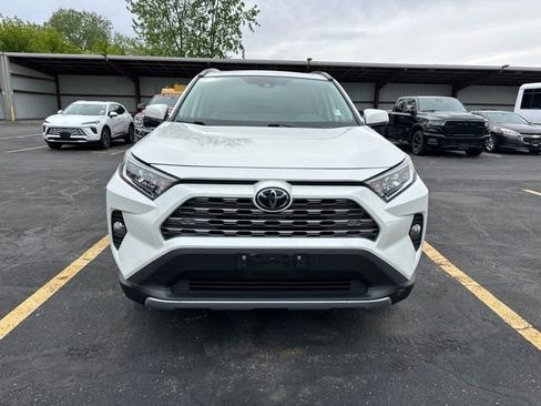 Used 2019 Toyota RAV4 Limited w/ Cold Weather Package AWD/4WD image 17