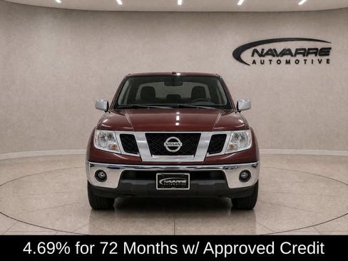 Used 2017 Nissan Frontier SL w/ Moonroof Package RWD image 2