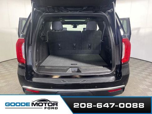 Used 2023 GMC Yukon XL Denali w/ Denali Reserve Package image 21