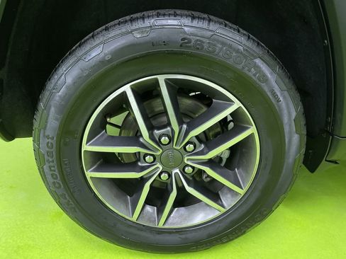 Used 2021 Jeep Grand Cherokee Limited w/ Luxury Group II image 16