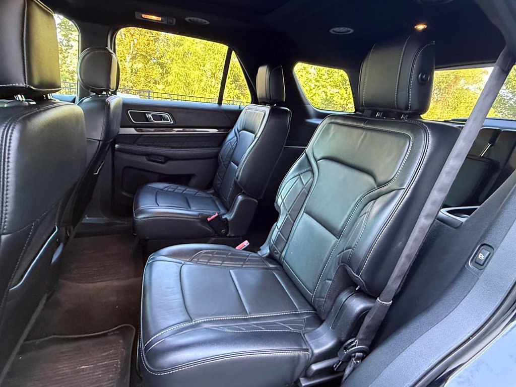 Used 2017 Ford Explorer Platinum AWD/4WD image 16
