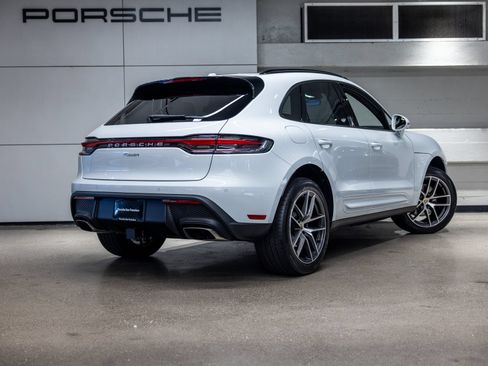 Certified 2026 Porsche Macan AWD/4WD image 8