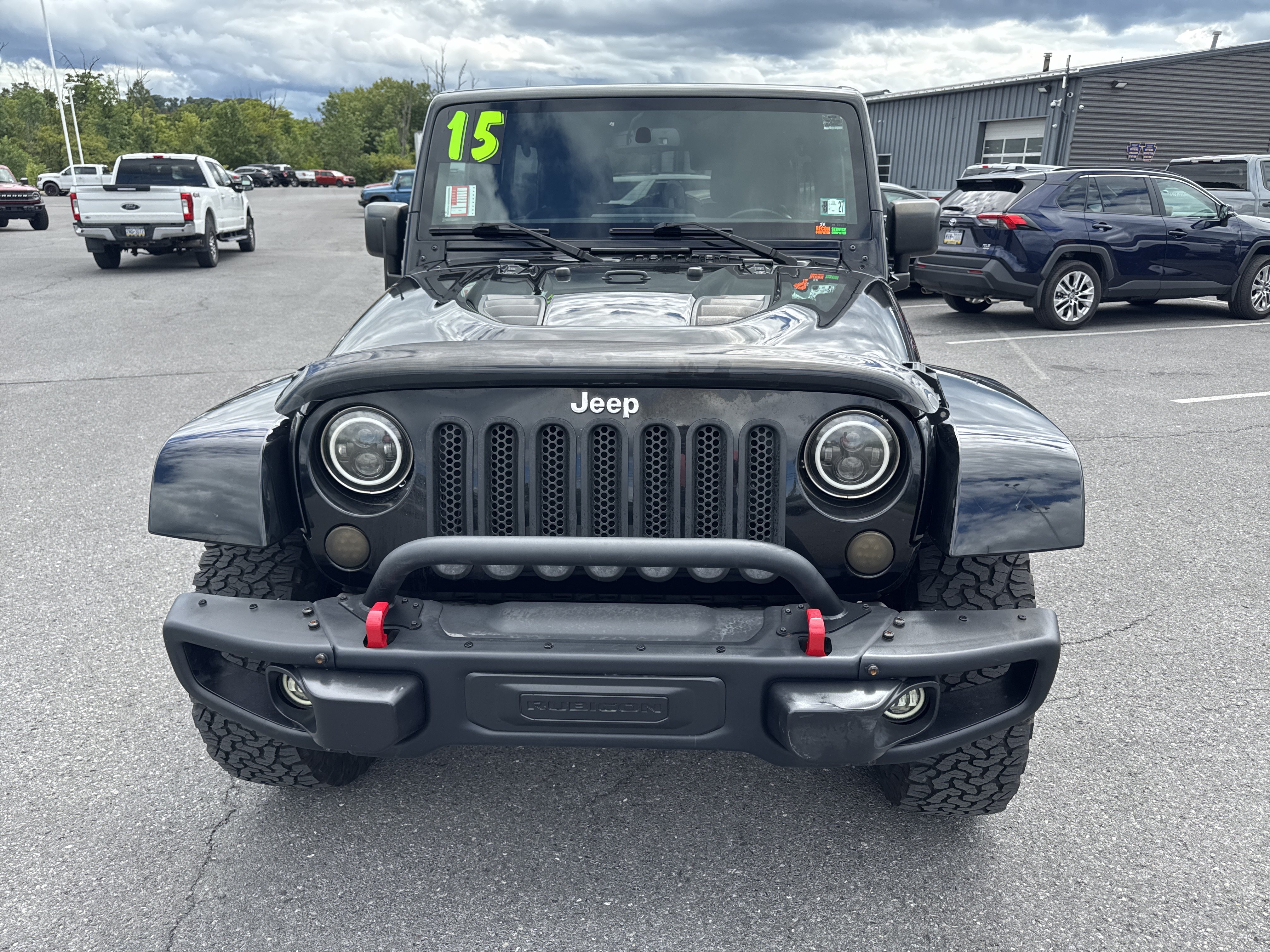 Used 2015 Jeep Wrangler Unlimited Rubicon AWD/4WD image 9