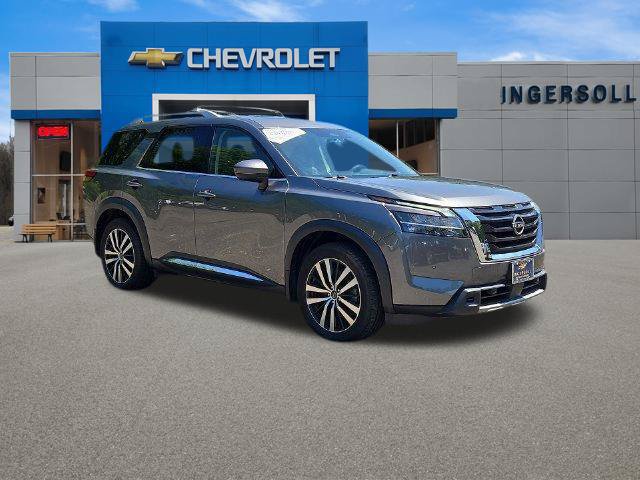 Used 2023 Nissan Pathfinder Platinum AWD/4WD image 43
