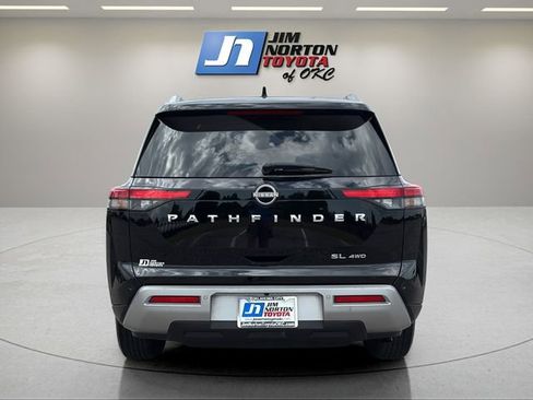 Used 2023 Nissan Pathfinder SL AWD/4WD image 6