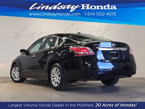 Used 2015 Nissan Altima 2.5 S w/ Power Driver Seat Package FWD image 4
