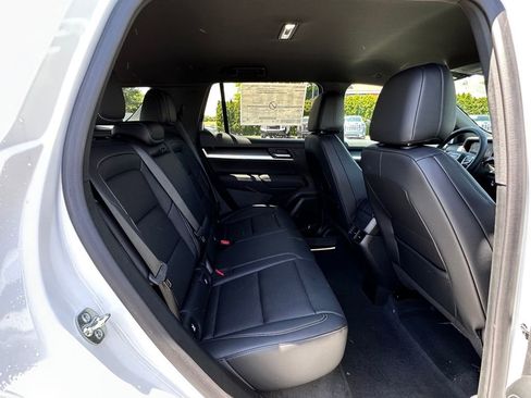 New 2026 GMC Terrain Elevation w/ Elevation Premium Package AWD/4WD image 12