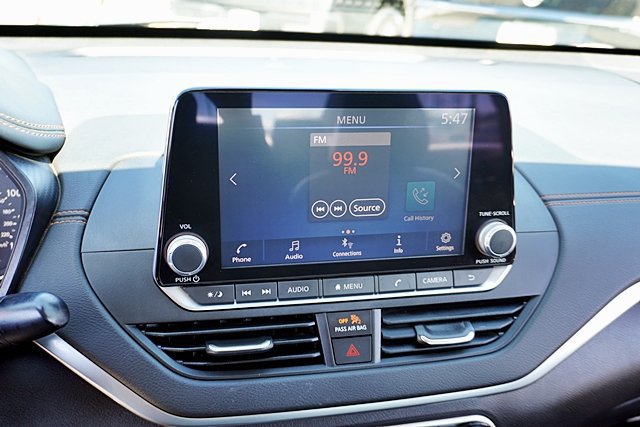 Used 2020 Nissan Altima 2.5 SR FWD image 34