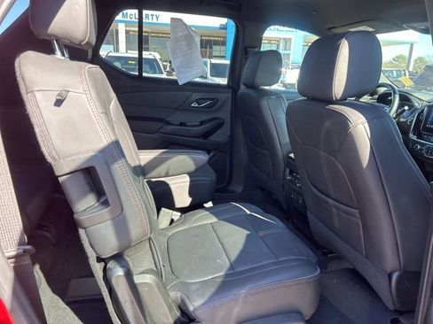Certified 2023 Chevrolet Traverse RS image 32