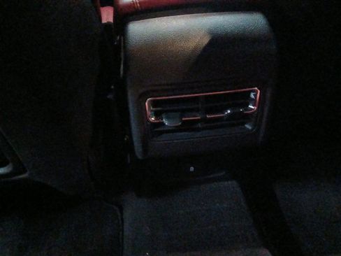 Used 2024 Lincoln Corsair Reserve w/ Jet Appearance Package image 18