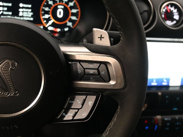 Used 2022 Ford Mustang Shelby GT500 w/ Technology Package RWD image 10