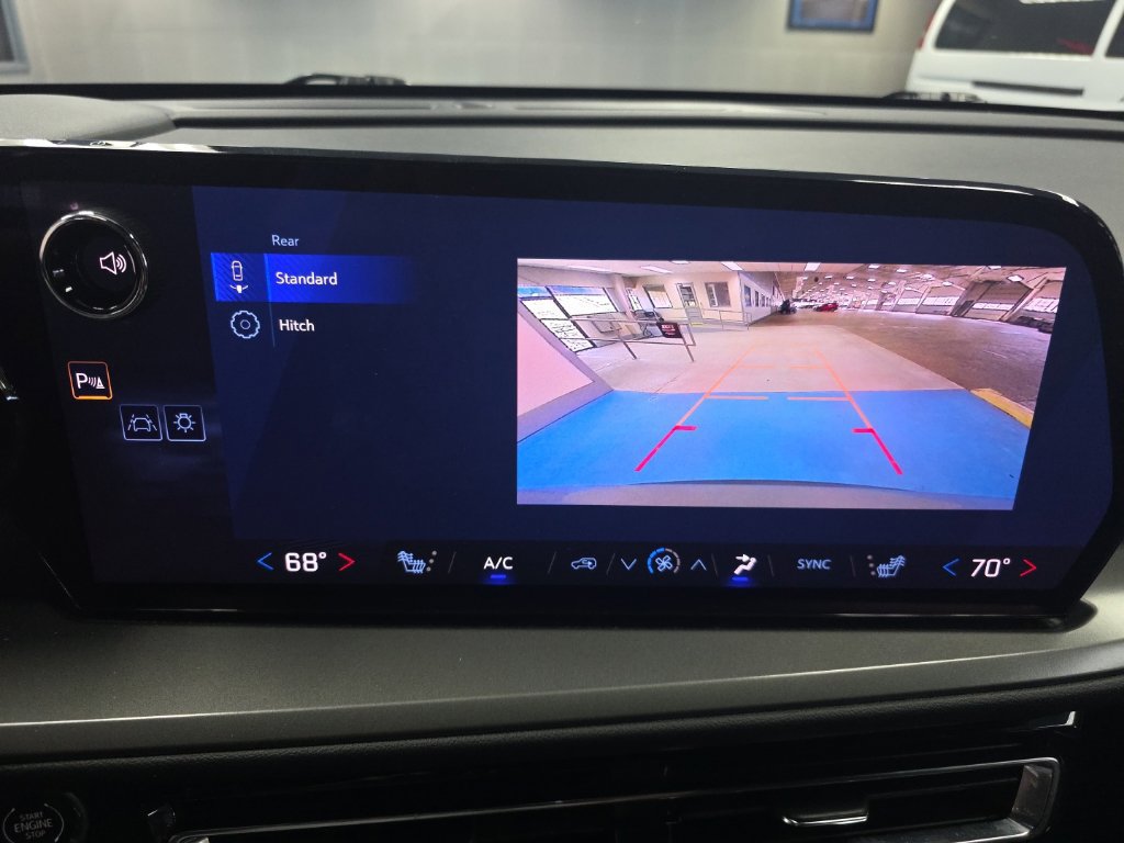 Certified 2026 Chevrolet Traverse LT FWD image 22