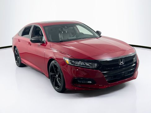 Used 2019 Honda Accord Sport image 3
