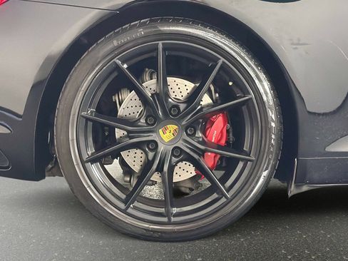Used 2018 Porsche 911 Carrera S RWD image 18
