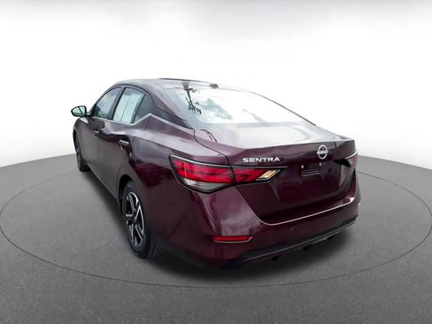 Used 2025 Nissan Sentra SV image 11