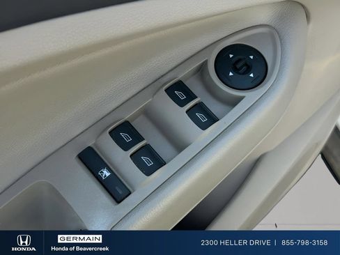 Used 2018 Ford Escape SE w/ Ford Safe & Smart Package AWD/4WD image 13