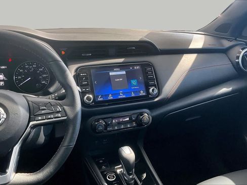 Certified 2023 Nissan Kicks SR w/ SR Premium Package FWD image 7