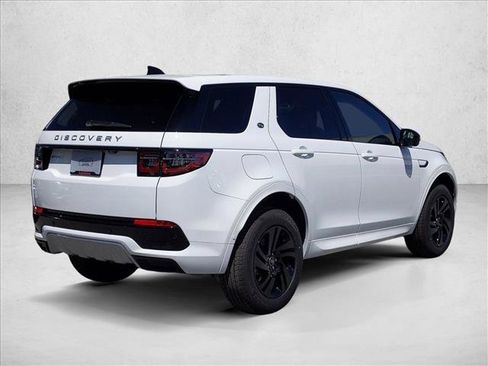 Used 2025 Land Rover Discovery Sport S image 2