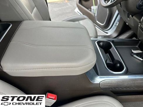 Certified 2024 Chevrolet Silverado 2500 LTZ w/ LTZ Premium Package image 29