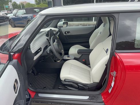 New 2026 MINI Cooper 2-Door Hardtop FWD image 5