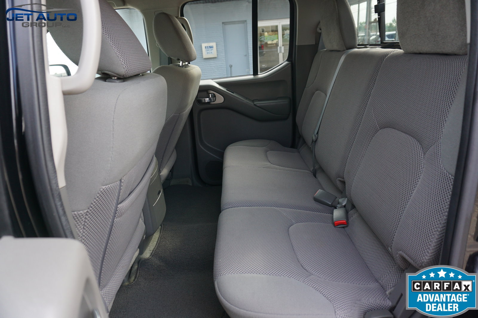 Used 2016 Nissan Frontier SV w/ SV Value Truck Package AWD/4WD image 19
