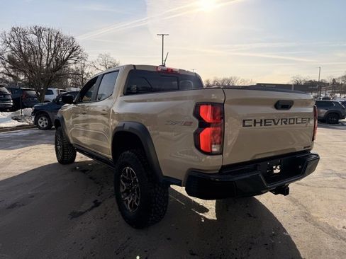 Used 2024 Chevrolet Colorado ZR2 image 5