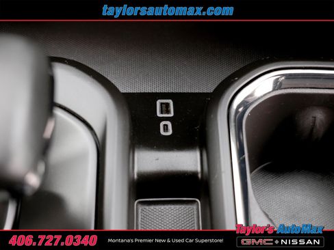 Used 2024 GMC Sierra 1500 AT4 w/ AT4 Preferred Package image 24