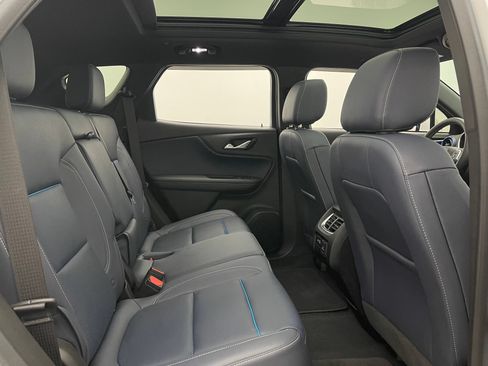Used 2023 Chevrolet Blazer RS w/ Driver Confidence II Package FWD image 41