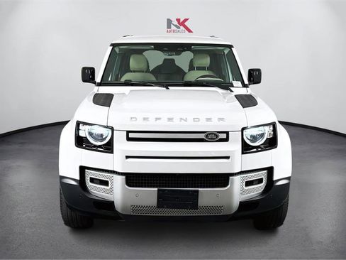 Used 2022 Land Rover Defender 110 S image 3